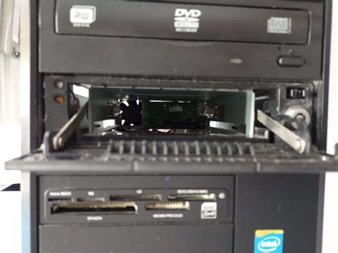 SSD Cover On PC Motherboard に対する画像結果