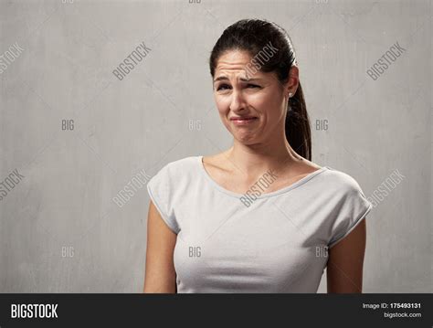 JonTron Disgusted-க்கான படிம முடிவு