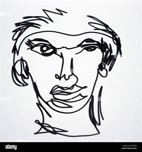 Contour Line Drawing Man Standing に対する画像結果