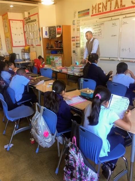 Toradh íomhá ar Watts Learning Center