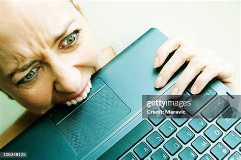 Biting Computer Meme に対する画像結果