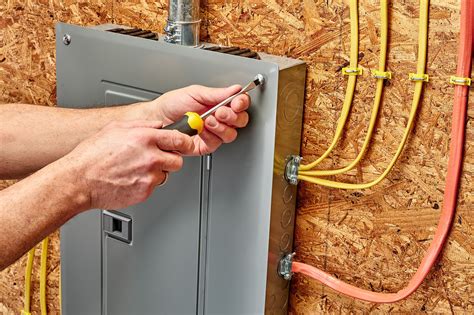 Toradh íomhá ar Installing an Electrical Circuit