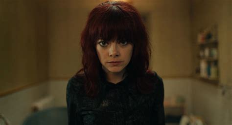 Emma Stone Gorilla 2021 Movies に対する画像結果