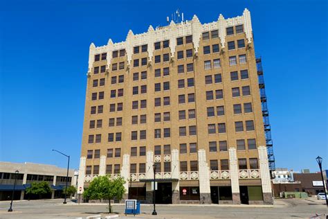 Car Insurance Building માટે ઇમેજ પરિણામ