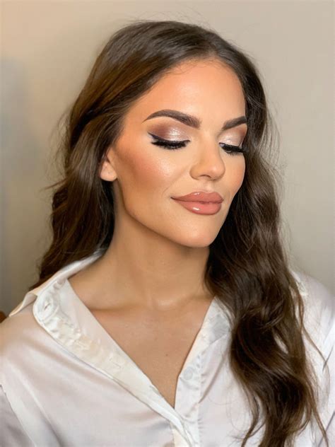 Toradh íomhá ar All-Black Glam Wedding