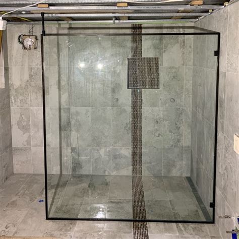 Toradh íomhá ar Ceiling Mounted Glass Shower Screen Support