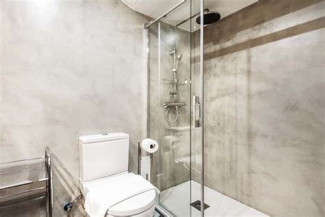 Toilet Partition Glass Design Ideas に対する画像結果