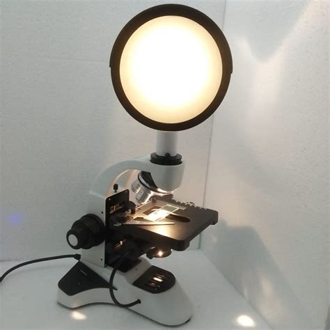 Toradh íomhá ar Solar Projection Microscope