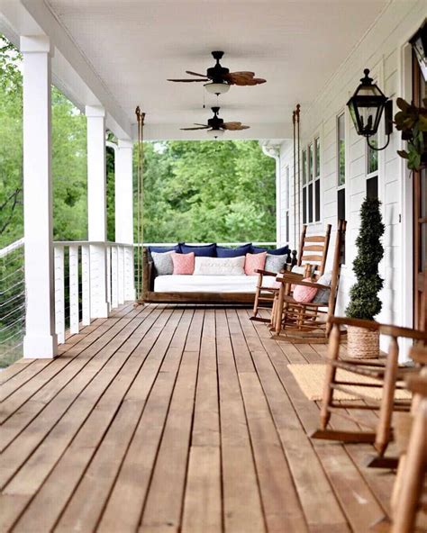 35 Farmhouse Porch Railing Ideas To Try Outside Your Home
