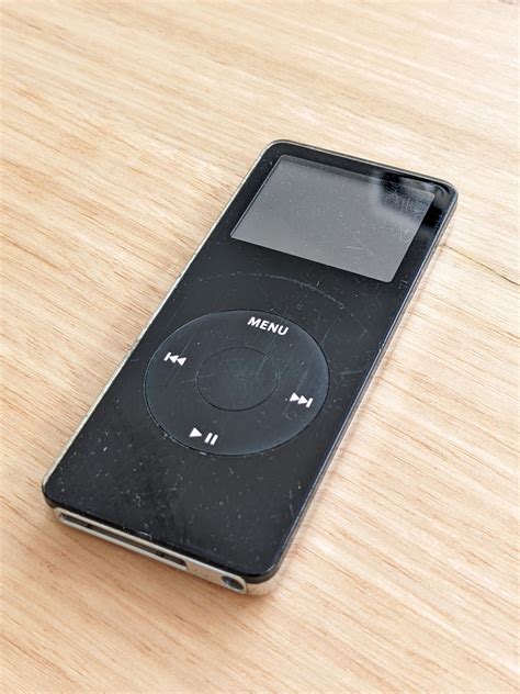 Image result for iPod Nano 1 Generation