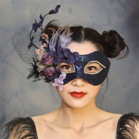 Masquerade Mask Simple Front-Facing に対する画像結果