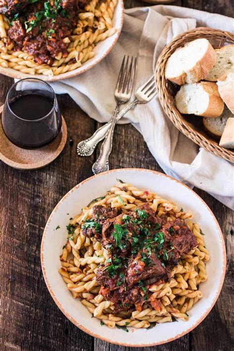 Toradh íomhá ar Braised Beef Pasta