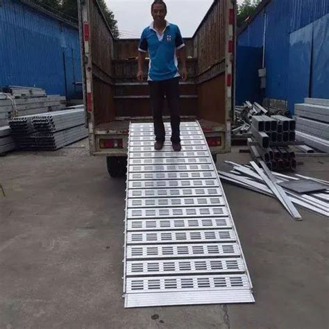 Afbeeldingsresultaten voor Adjustable Loading Ramps
