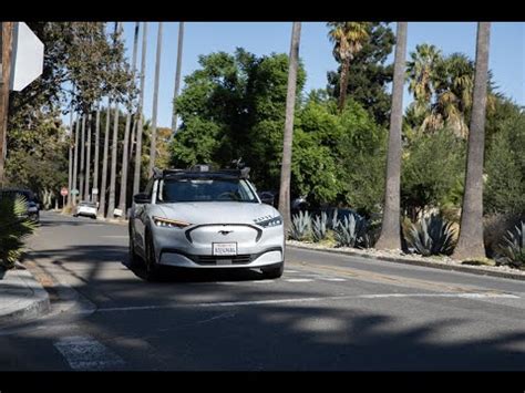 YouTube Ai Drivr に対する画像結果