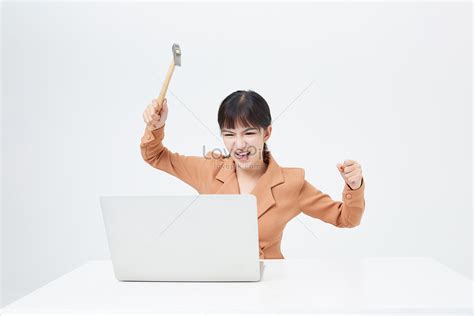 Smiley Smashing Computer ಗಾಗಿ ಇಮೇಜ್ ಫಲಿತಾಂಶ