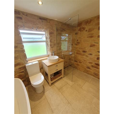 Stone Cladding Bathrooms に対する画像結果