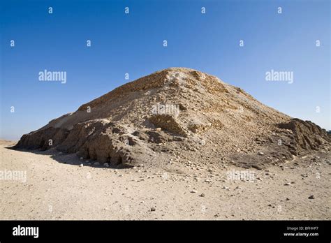 Afbeeldingsresultaten voor Collapsed Pyramid