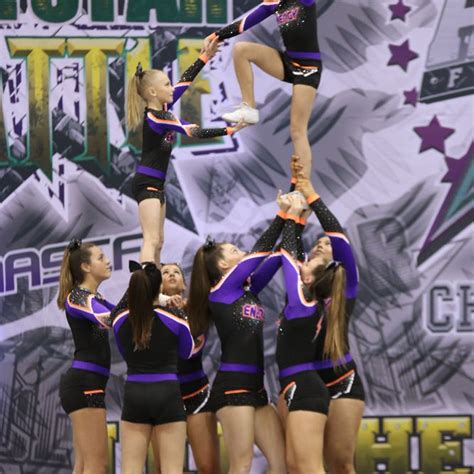 Cheer Comp Barivel に対する画像結果