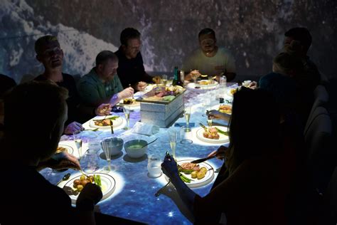 Toradh íomhá ar 3D Projection Mapping Table