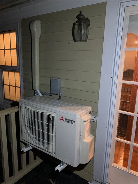 Toradh íomhá ar Ductless AC Installation