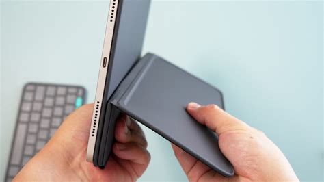 iPad Keyboard Flip Around के लिए छवि परिणाम