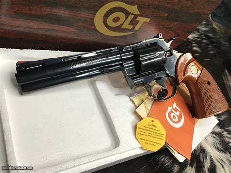 Colt Python 357 Magnum 6In に対する画像結果