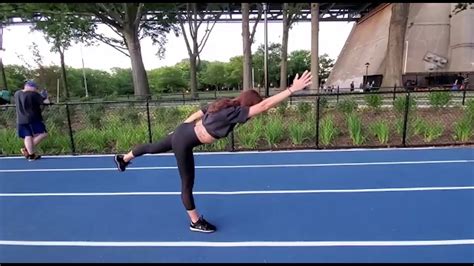 Toradh íomhá ar Inverted Hamstring Stretch