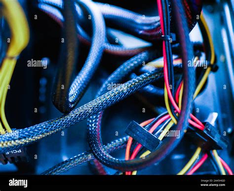 Computer Cables Mange に対する画像結果