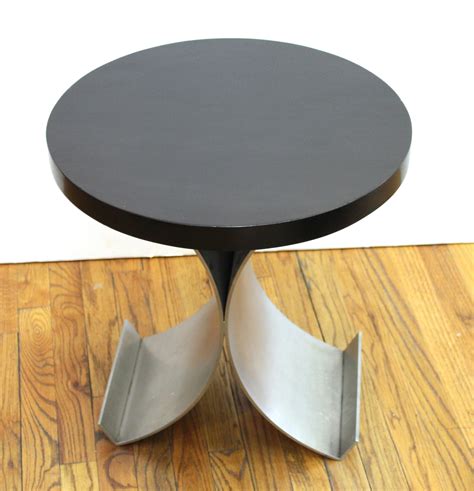 Toradh íomhá ar Side Table Modern Front View