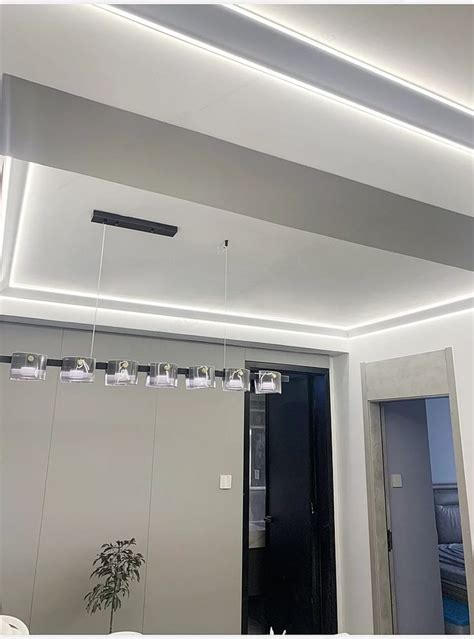 LED Strip Lighting Design On Ceiling に対する画像結果