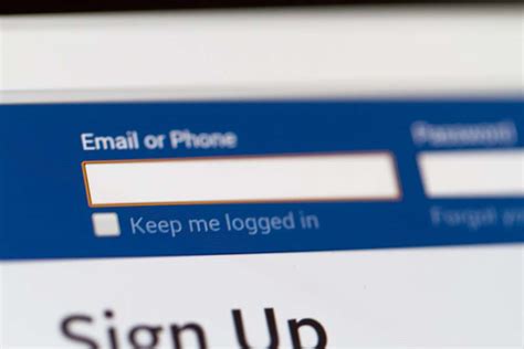 Two-Factor Authentication Code Issues Facebook に対する画像結果