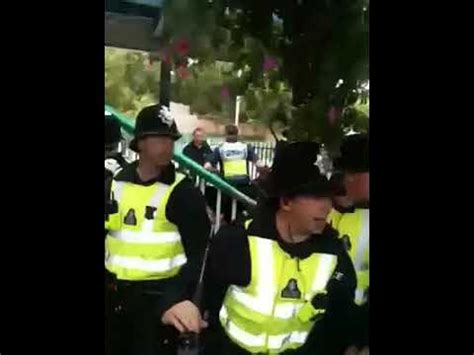 EDL Hooligans に対する画像結果