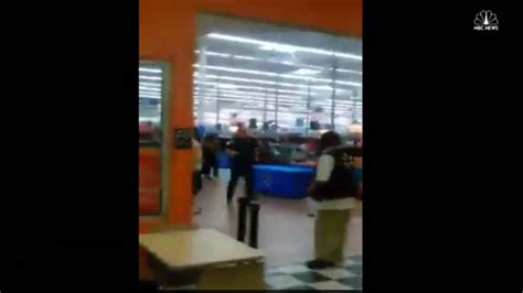 Fights at Walmart に対する画像結果