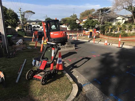 Afbeeldingsresultaten voor Utility Locating Services