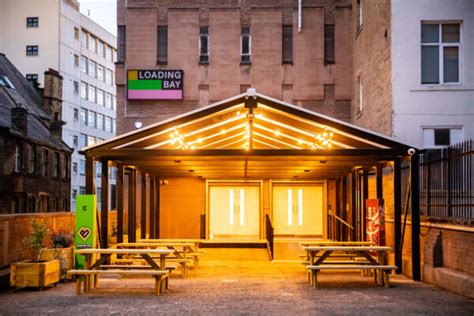 Afbeeldingsresultaten voor Loading Bay Painting Examples