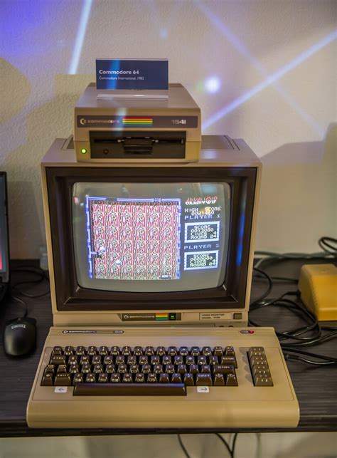 Commodore C64 に対する画像結果