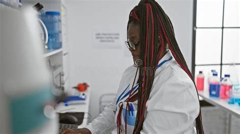 Toradh íomhá ar Section Layout of Computer Lab