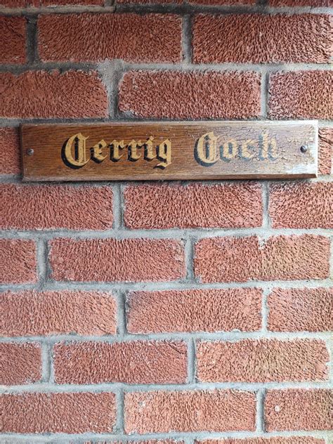 Outdated Home Sign に対する画像結果