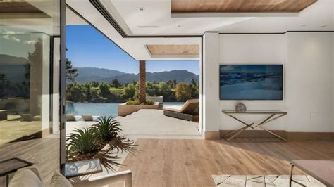 Bildergebnis für Tim Cook Maison