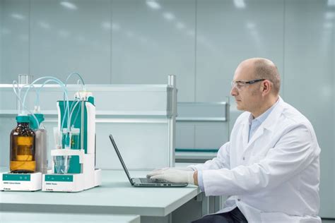 Afbeeldingsresultaten voor Data Management Software Examples