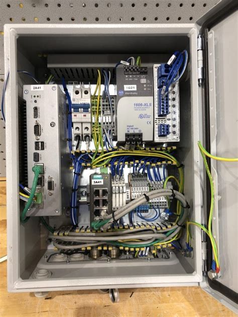 Toradh íomhá ar Din Rail Mount Embedded Computer