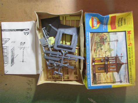 Toradh íomhá ar HO Scale Trackside Signal Tower