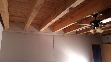 Toradh íomhá ar How Do You Replace a Bad Log in a Log Home