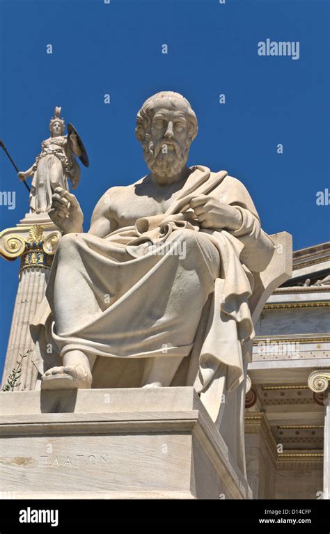 Toradh íomhá ar Plato Statue