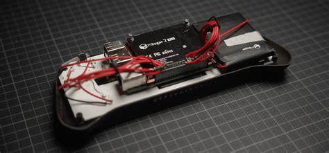 How to Make a Handheld Console に対する画像結果