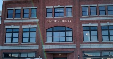 Cache Valley County Building に対する画像結果