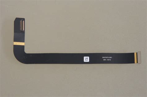 Surface Pro 1724 LCD Cable に対する画像結果