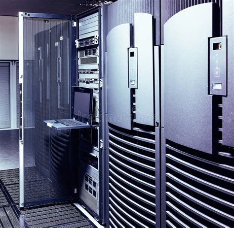 Mainfram Computer Image に対する画像結果