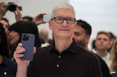 Tim Cook Child に対する画像結果