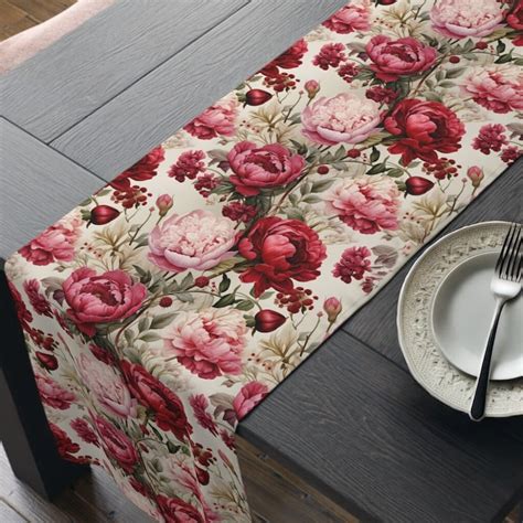 Red Pickup Spring Table Runner に対する画像結果